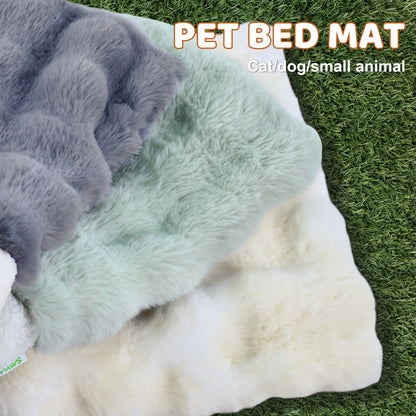 The Ultimate 2-in-1 Self-Warming Cat Burrow & Play Mat